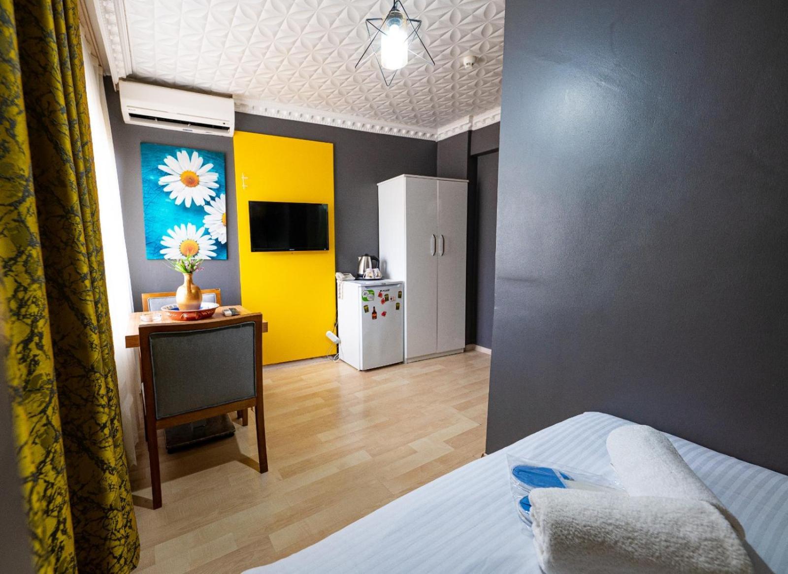 Evin Suit Hotel Istanbul Room photo